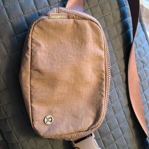 Lululemon belt bag. Nude pink